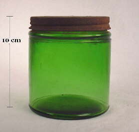 Image of a 1940 ointment jar with external threads and the cap in place; click to enlarge.